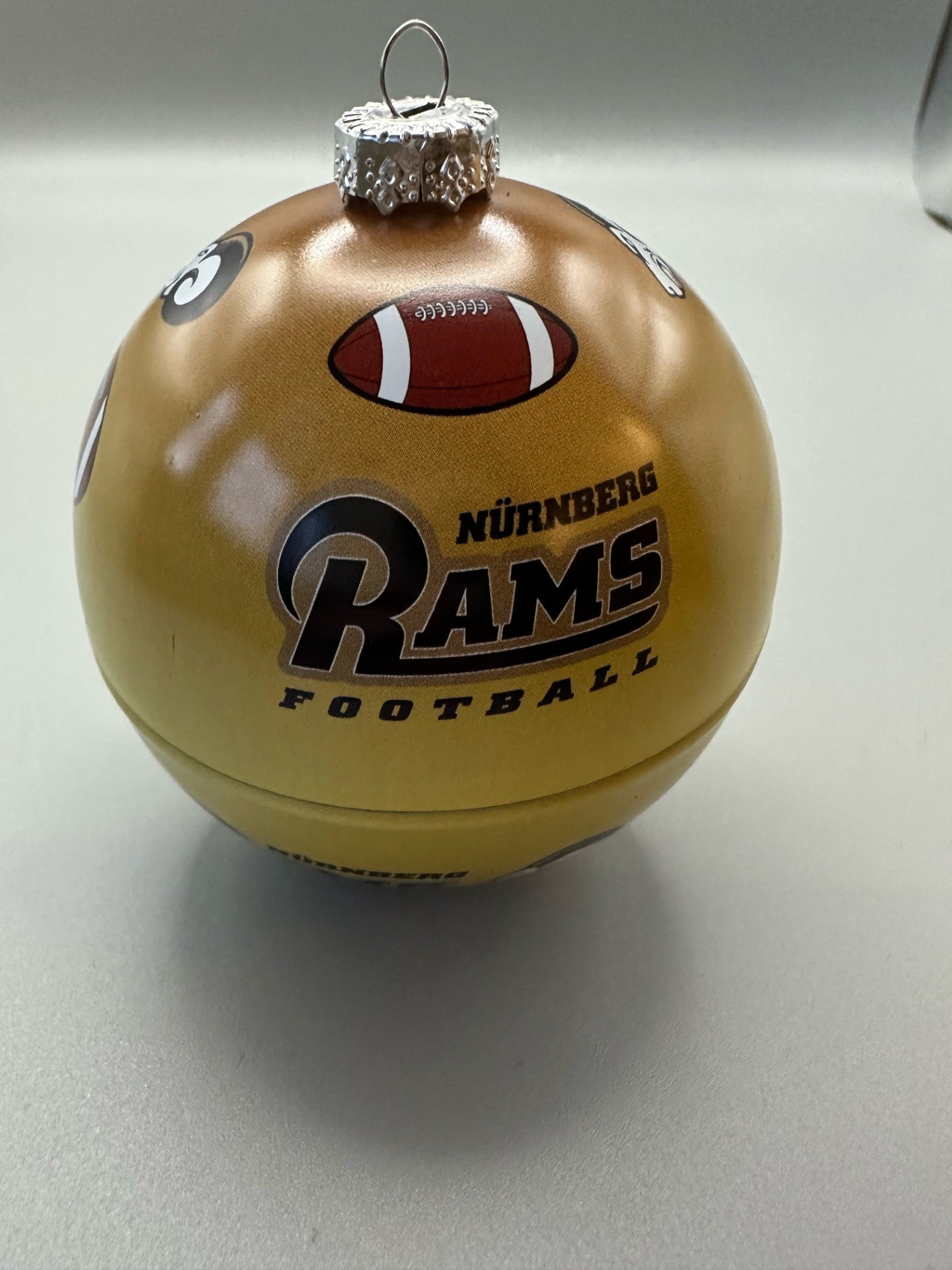 Beige-Goldene Rams Weinachtskugeln